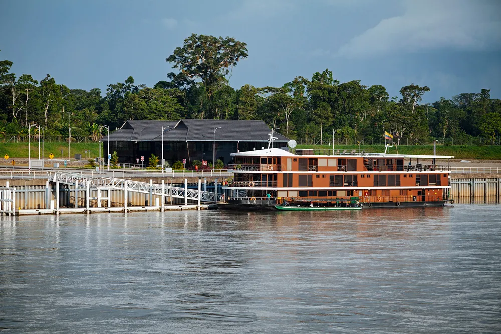 Anakonda Amazon River Cruise Exterior