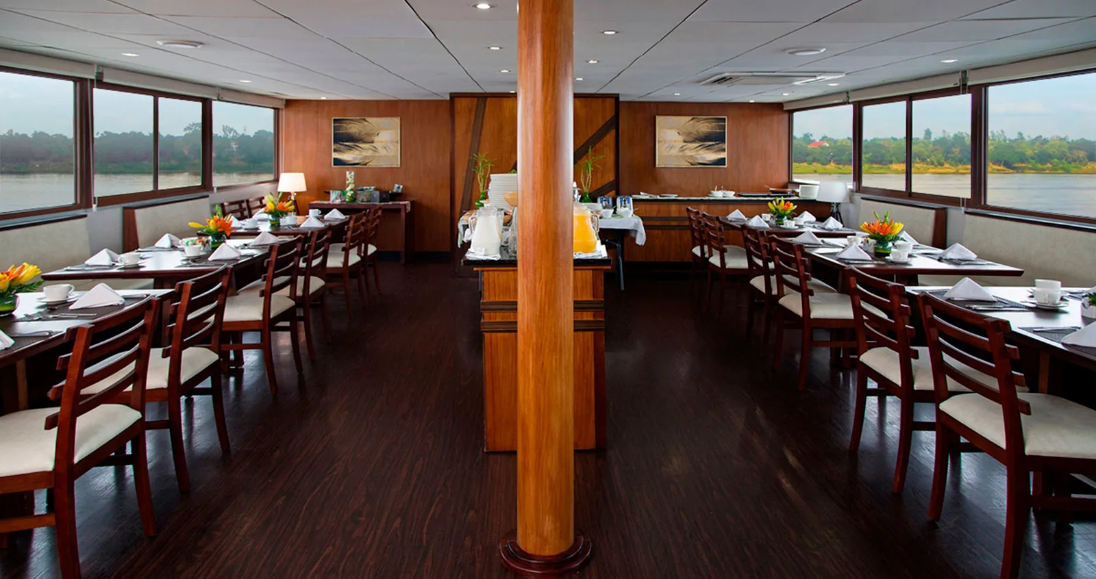 Anakonda Amazon Cruises interior
