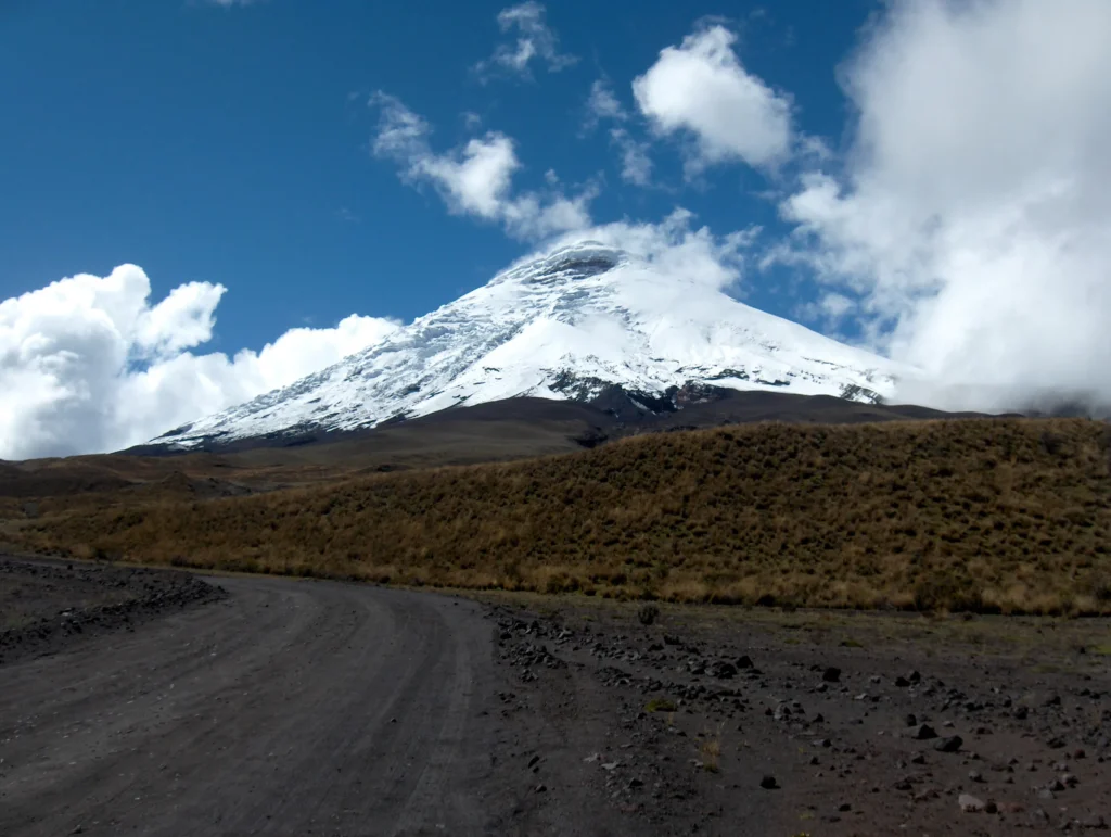 Cotopaxi Volcano Ecuador Tour