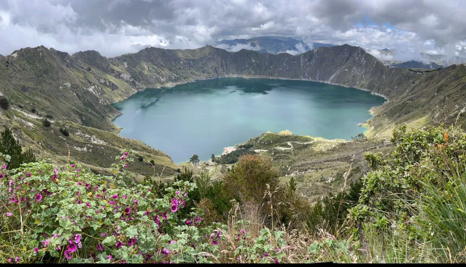 Quilotoa Lagoon Ecuador Volcanoes Tour