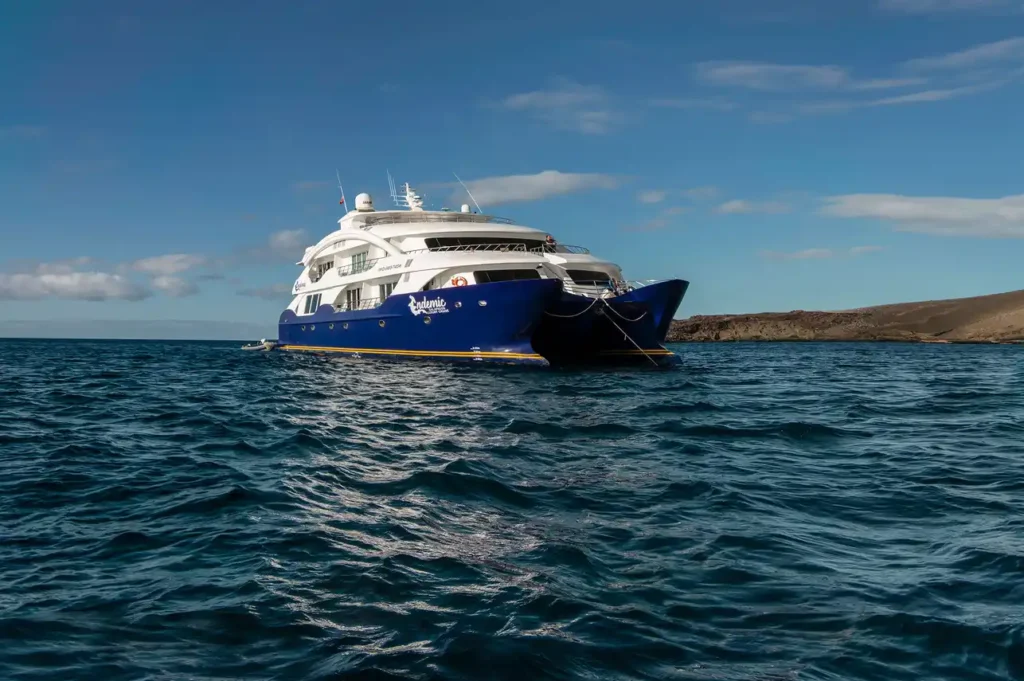 Endemic Galapagos Yacht Exterior