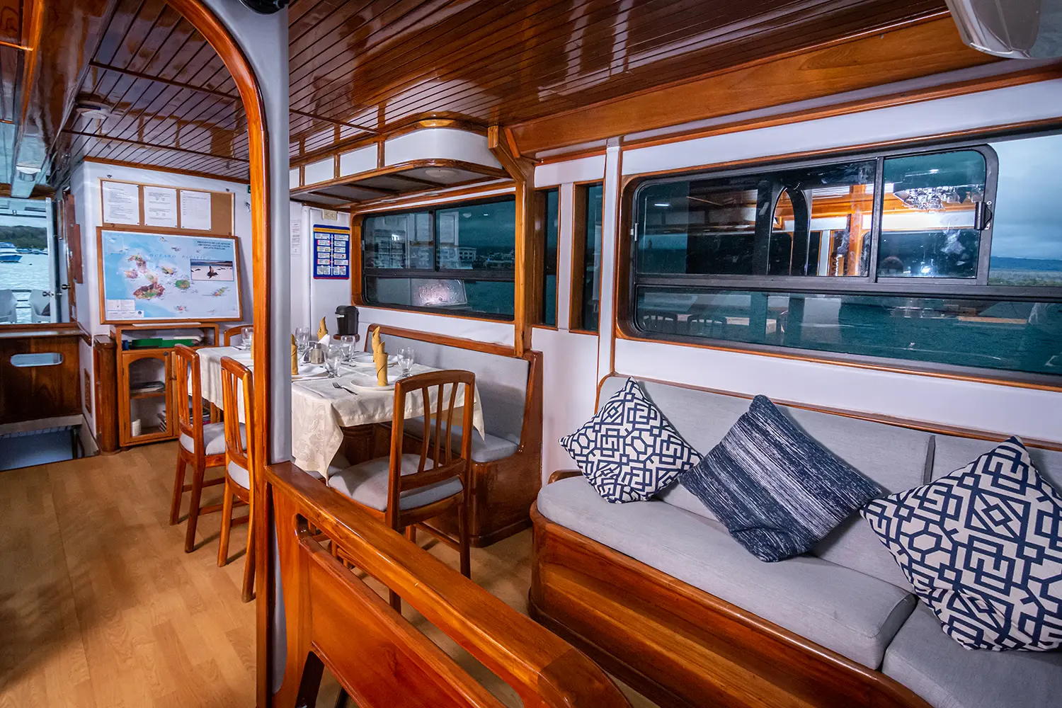 Aida María interior