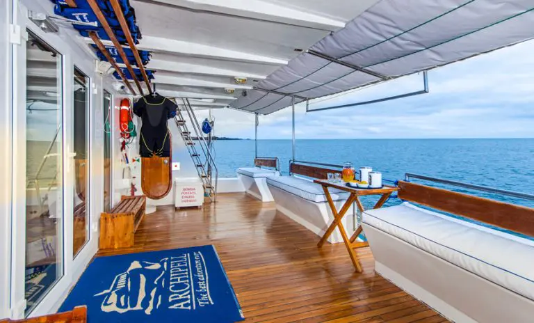 M/C Archipel I deck