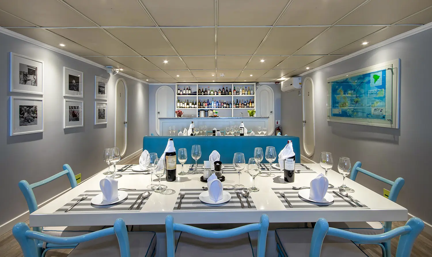M/C Archipel I restaurant