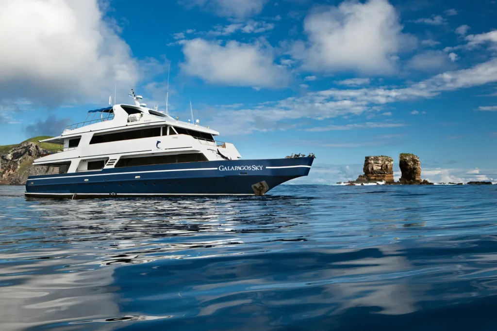 Galapagos sky exterior 2