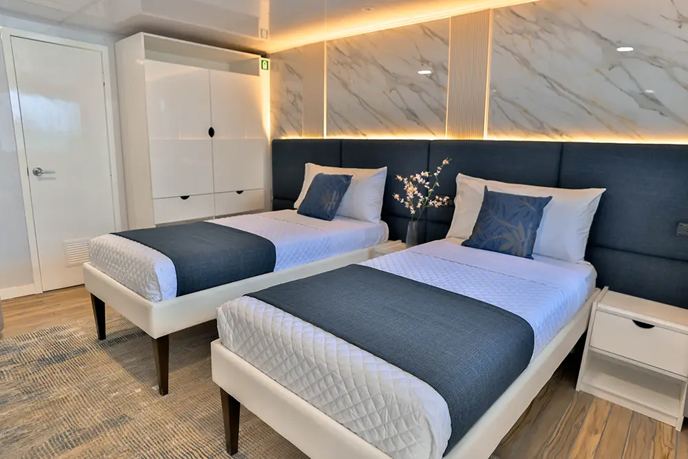 M/Y Galaxy Diver II cabin