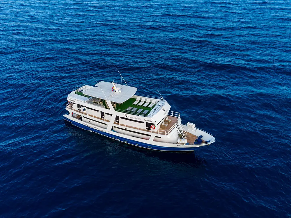 Monserrat galapagos yacht exterior 02