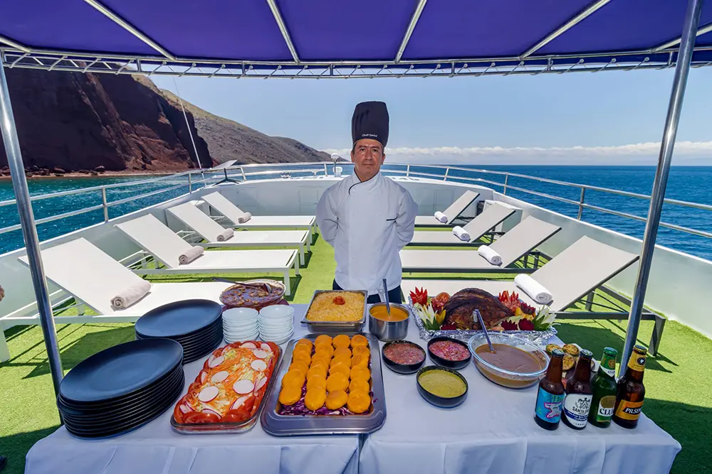 Monserrat galapagos yacht restaurant