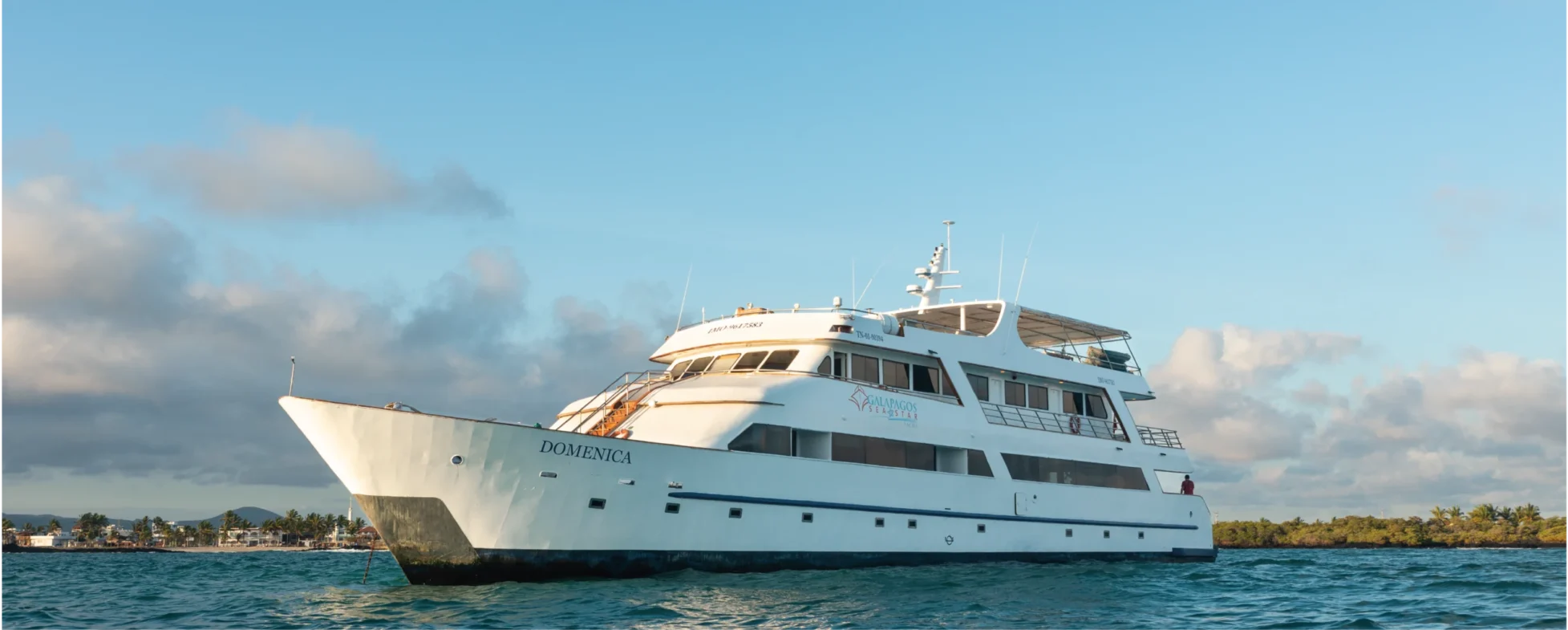 Luxury Galapagos tours