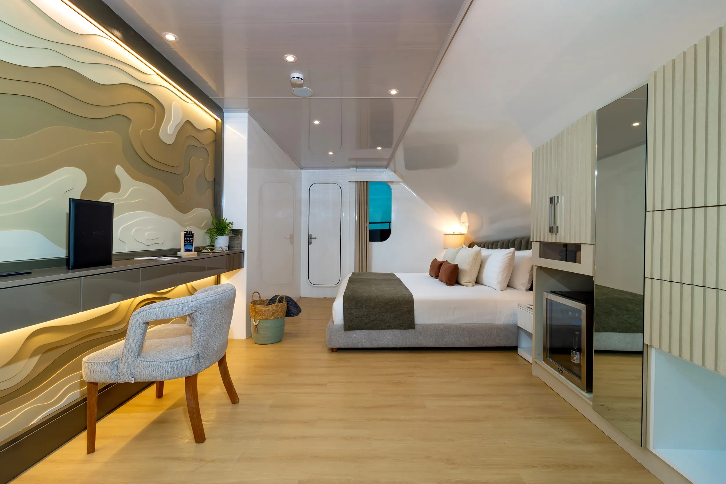 Galaxy Sirius cabin