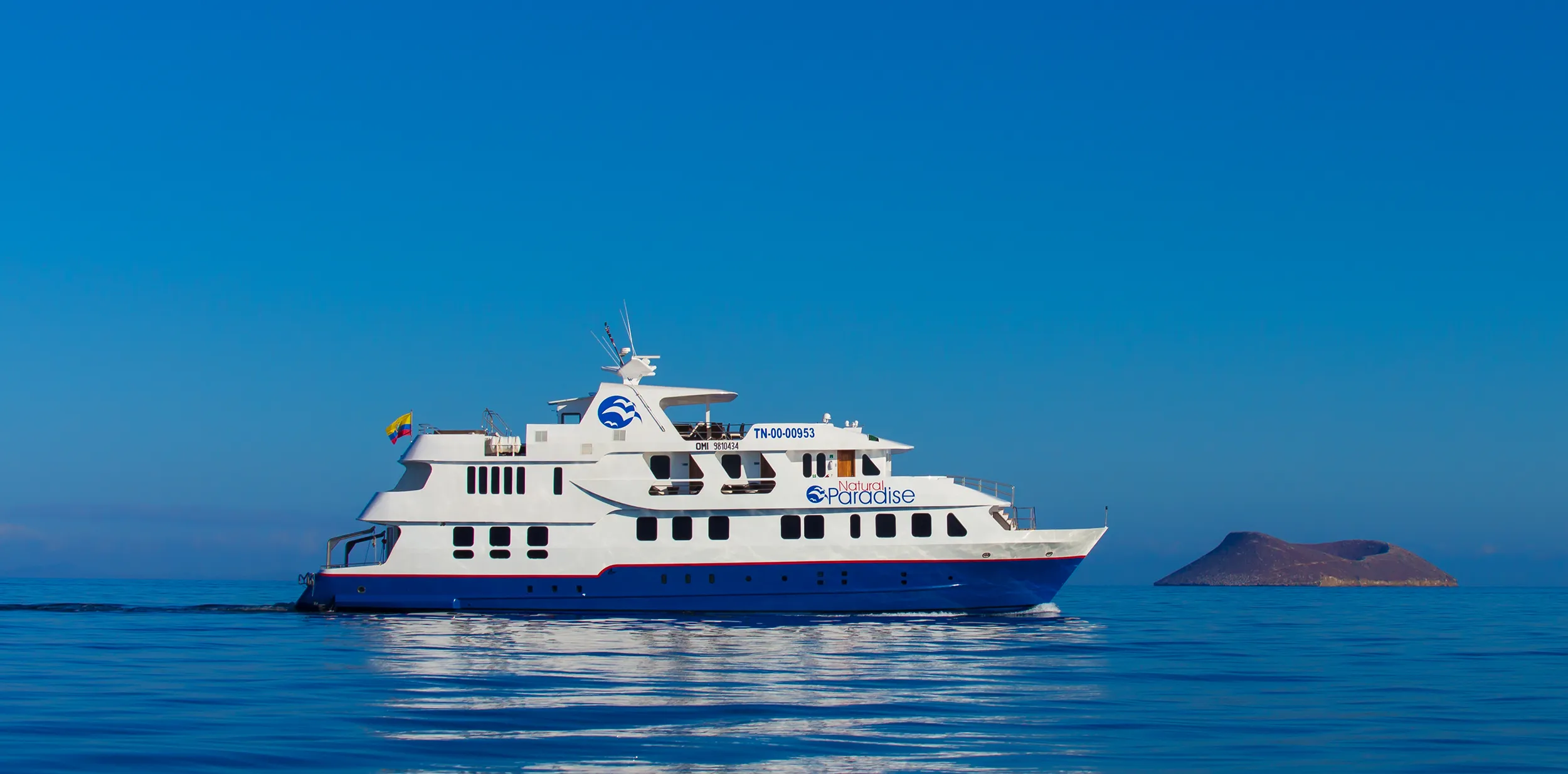 Luxury Galapagos boat