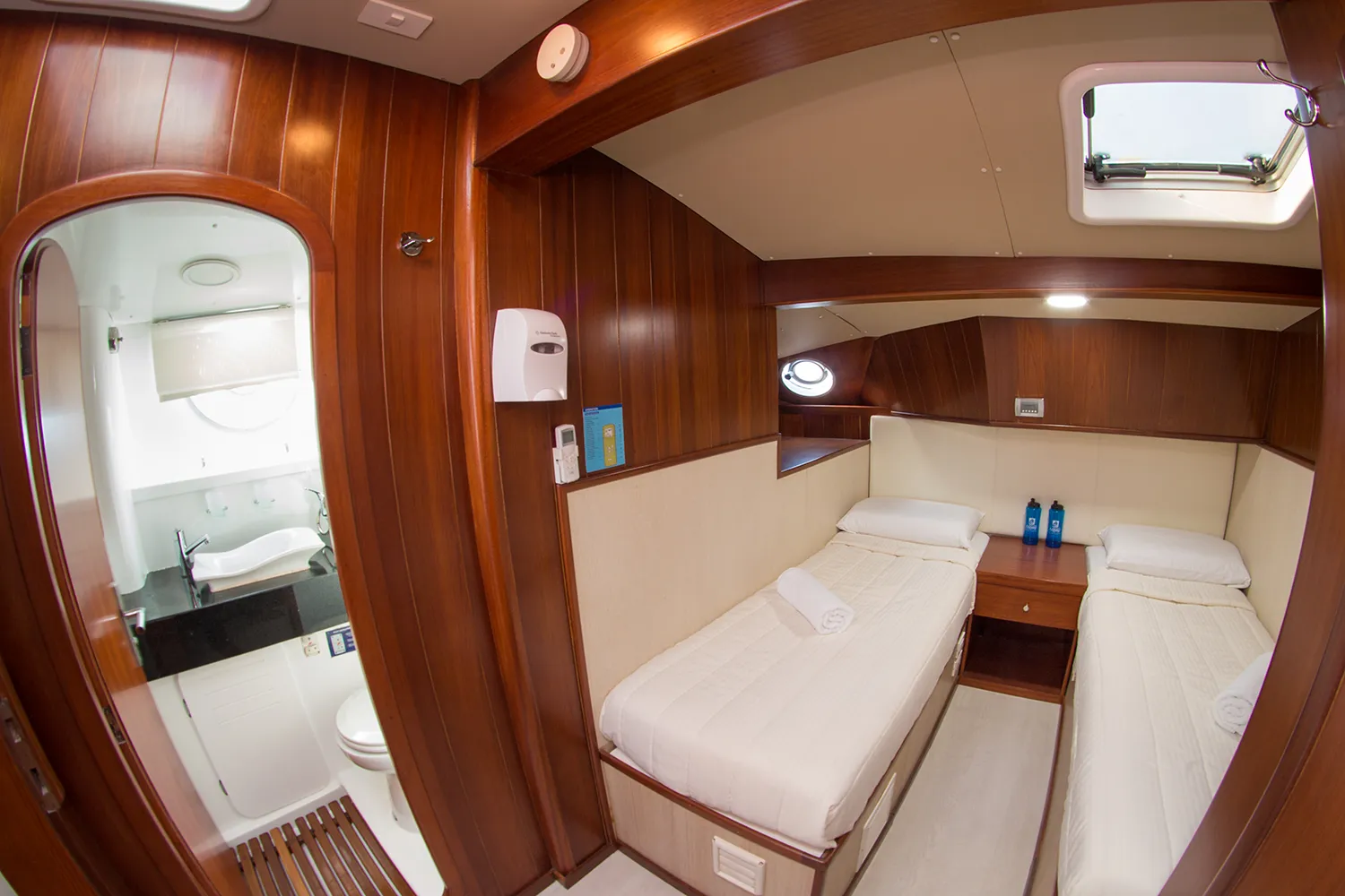 S/C Nemo III cabin