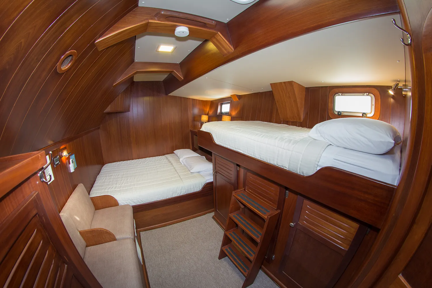 S/C Nemo III cabin