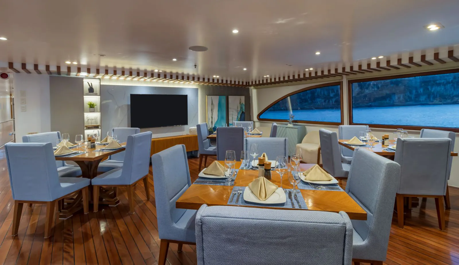 M/C Ocean Spray restaurant