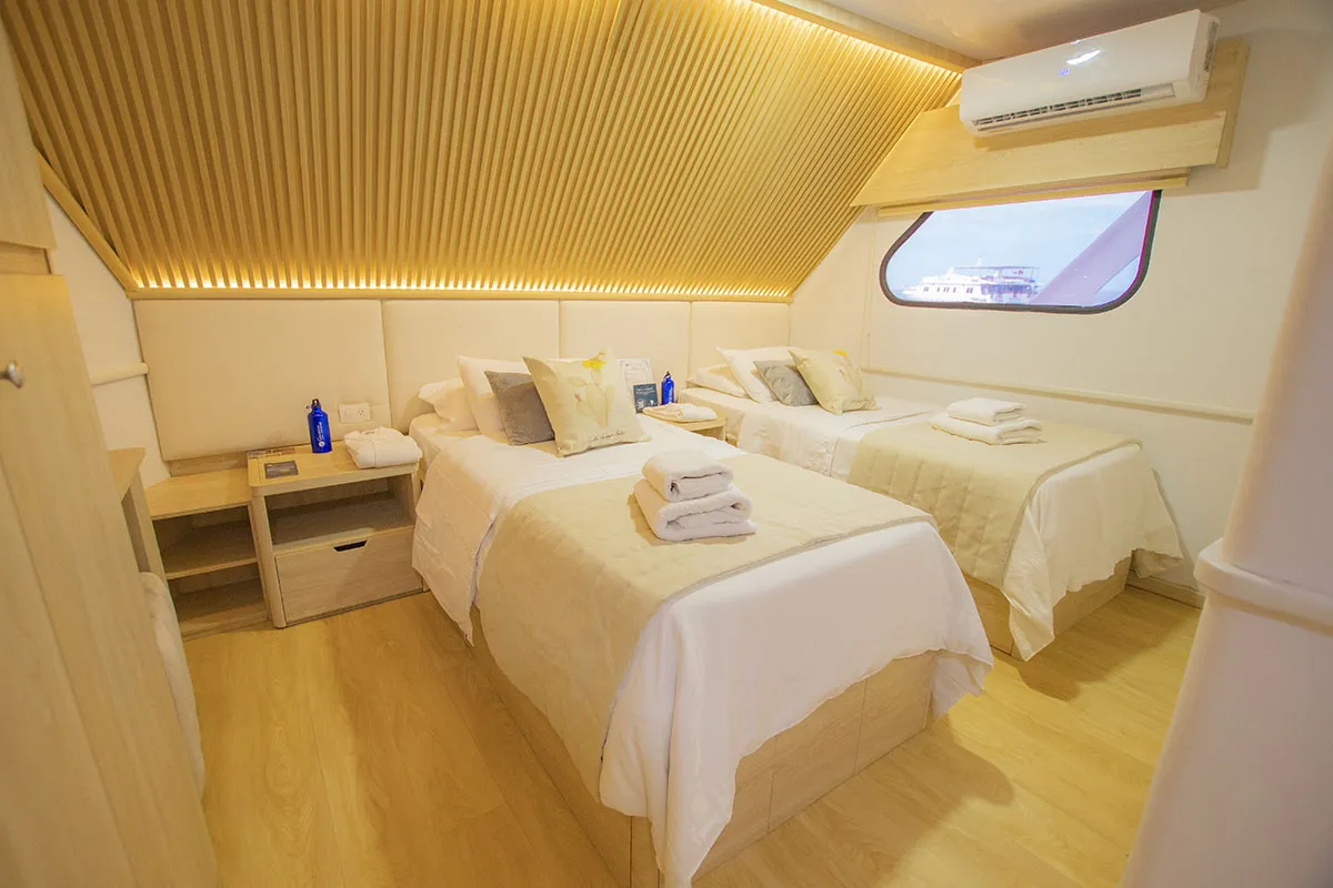 M/C Seaman Journey cabin