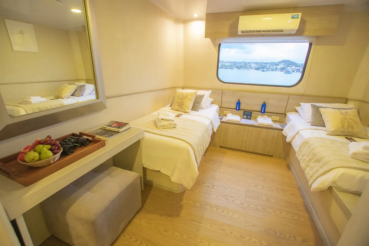 M/C Seaman Journey cabin