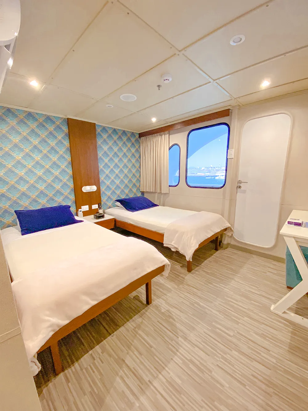 Tip Top V cabin