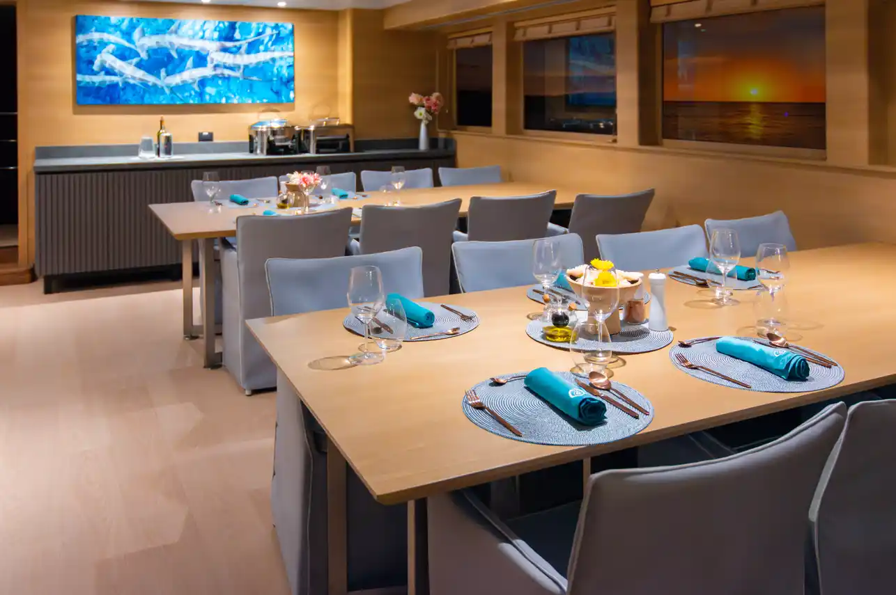 Tribute restaurant